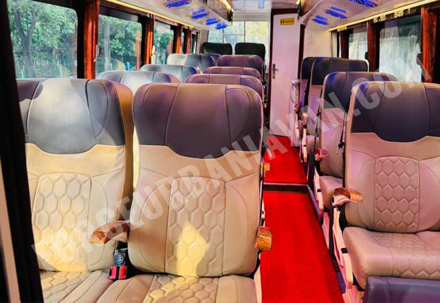 rent 16 seater eicher mini coach with washroom hire in delhi